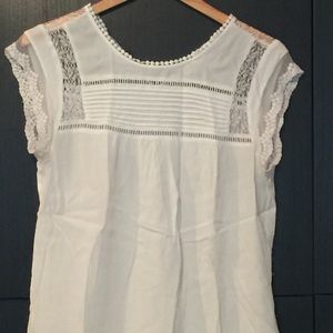 Daniel RainnWhite Sleeveless Top